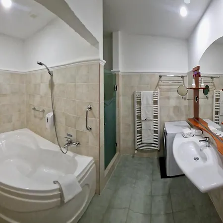 Alma Wellness & Appartement *